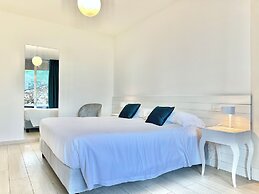 Isola Bella Infinity Suites