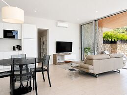 Isola Bella Infinity Suites