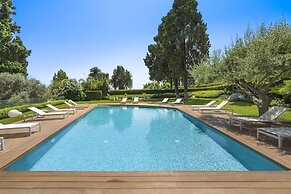 Isola Bella Infinity Suites