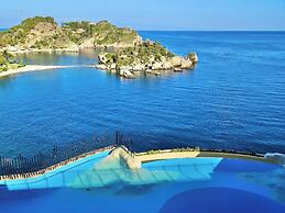 Isola Bella Infinity Suites