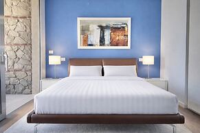 Isola Bella Infinity Suites