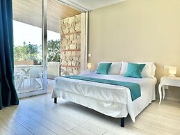 Isola Bella Infinity Suites