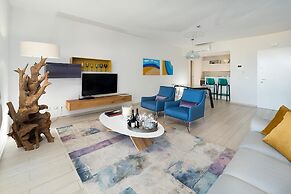 Isola Bella Infinity Suites