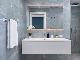 Isola Bella Infinity Suites