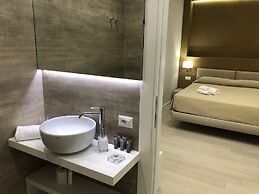 Isola Bella Infinity Suites