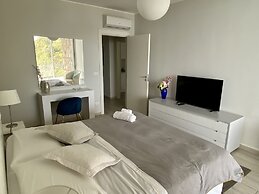 Isola Bella Infinity Suites