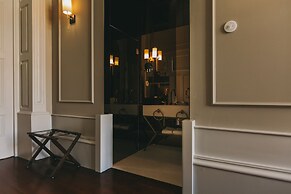 Torel 1884 Suites & Apartments