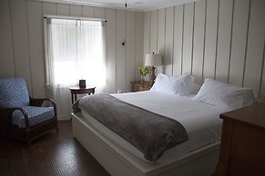 French Camp Bed and Breakfast