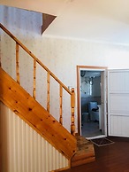 Bulbul Jamak Travel Guesthouse