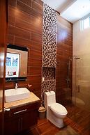 Modern House Pool AC WiFi