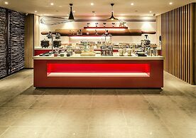 ibis Zhengzhou Longhai Road