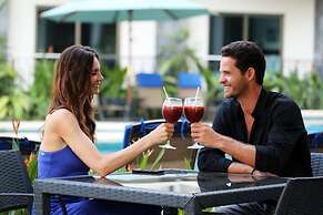 PACIFIC SUITES Boutique Hotel & Bistro