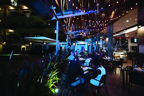 PACIFIC SUITES Boutique Hotel & Bistro