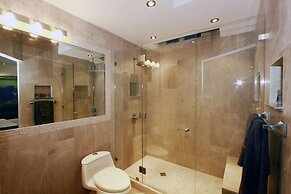 PACIFIC SUITES Boutique Hotel & Bistro