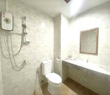 Chainatgrand Hotel
