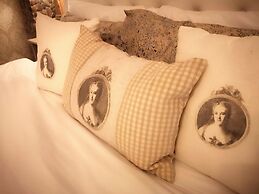 Cities of the World - Apartments Cusco