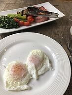 Gumnut Grove The Vintage