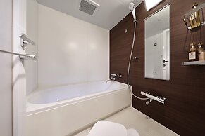 Doutonbori Crystal Hotel