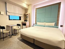 Doutonbori Crystal Hotel