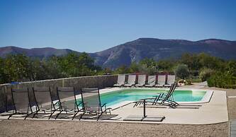 Wabi Sabi Resort & Apartments