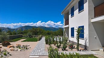 Wabi Sabi Resort & Apartments
