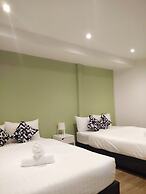 Resort M - BTS Chong Nonsi