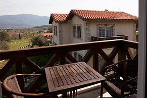 Vinifera Vineyards Hotel