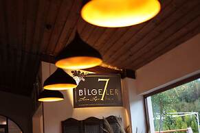 Vinifera Vineyards Hotel