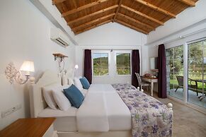 Vinifera Vineyards Hotel