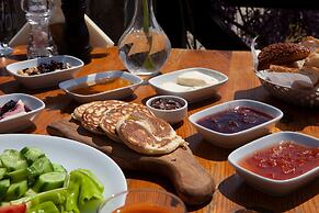 Vinifera Vineyards Hotel