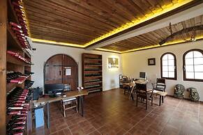 Vinifera Vineyards Hotel