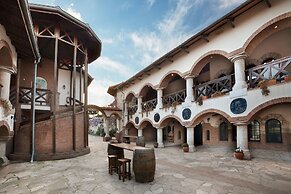 Vinifera Vineyards Hotel