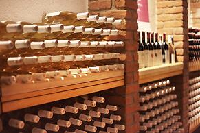 Vinifera Vineyards Hotel