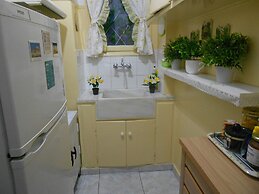 Athenian Oasis with fountain, Ideal for couples, 6th Floor