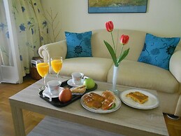 Athenian Oasis with fountain, Ideal for couples, 6th Floor