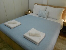 Athenian Oasis with fountain, Ideal for couples, 6th Floor