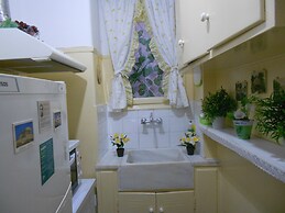 Athenian Oasis with fountain, Ideal for couples, 6th Floor