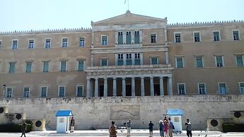 Athenian Oasis with fountain, Ideal for couples, 6th Floor