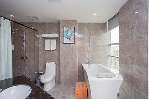 Shanghai Future Shangju Hotel