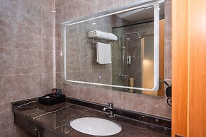 Shanghai Future Shangju Hotel