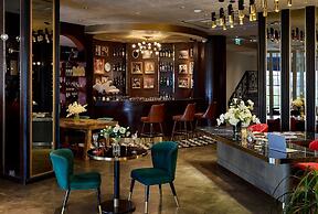 La Seine Boutique Hotel