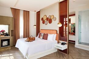La Seine Boutique Hotel