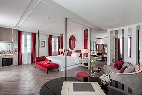 La Seine Boutique Hotel