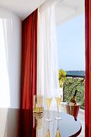 La Seine Boutique Hotel