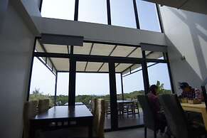 Soraniwa Hotel and Cafe