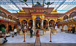 Regal Hotel and Restaurant