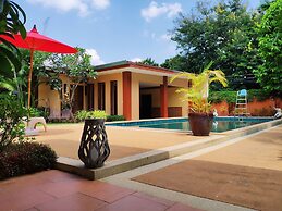 Momoka Luxury Villa