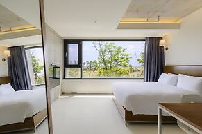 Snob Boutique Hotel Jeju