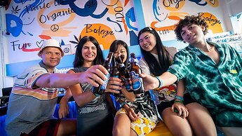 Bodega Party City Center Bangkok - Hostel