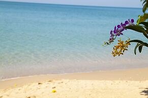 Ban Na White Sand Beach